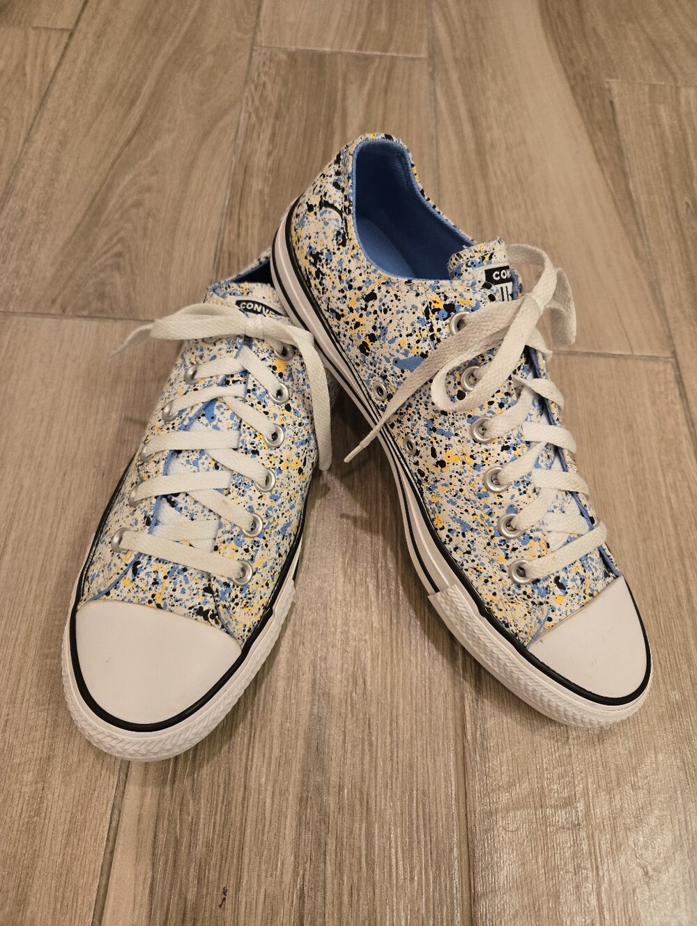 Paint Splatter Converse 10/8